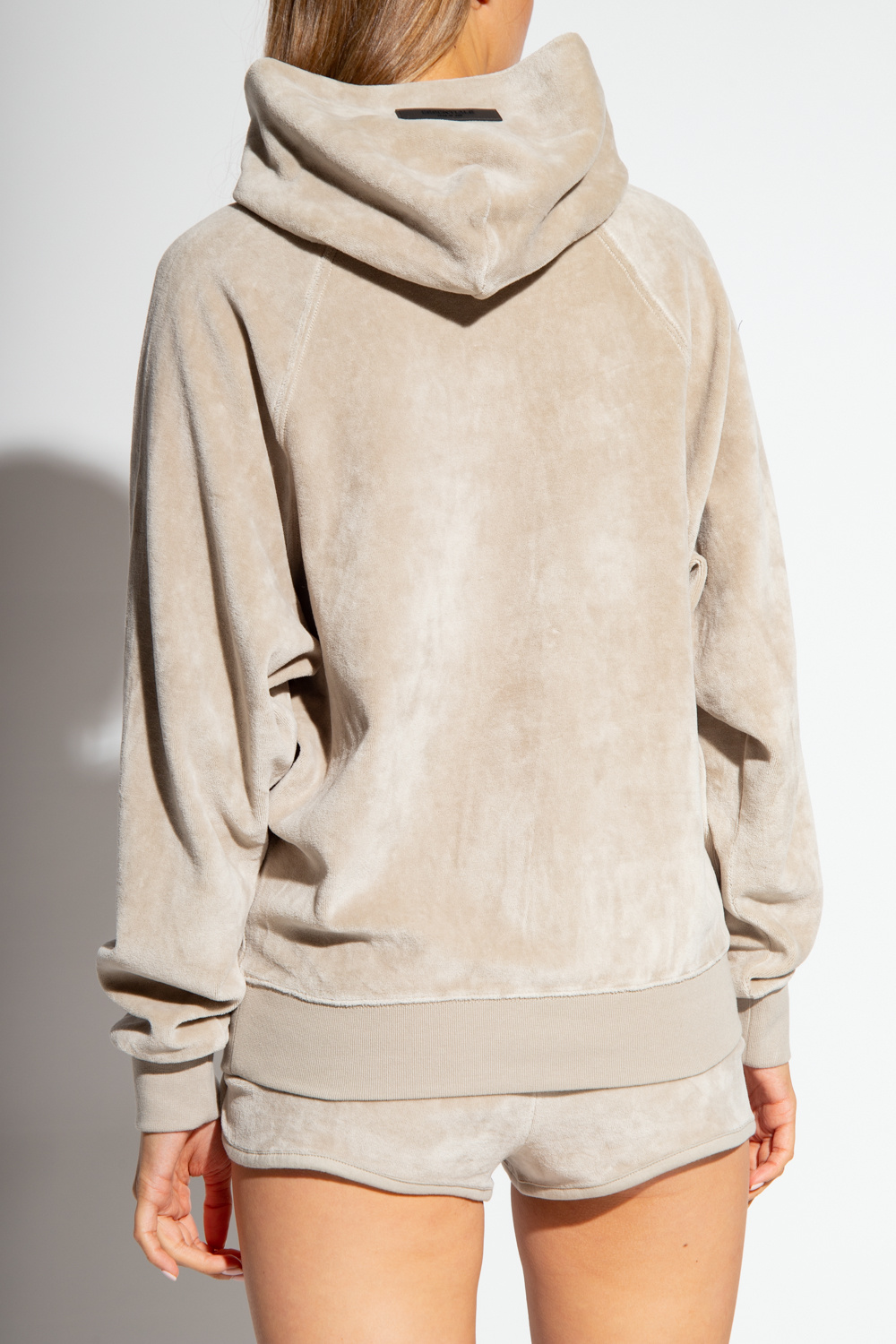 AMOMENTO VELVET SHIRRING HOODIE ダークブラウン